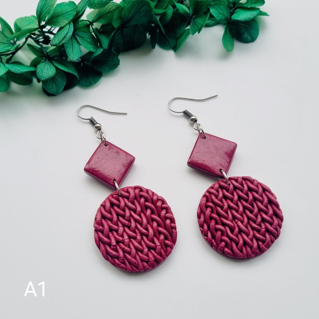 Knitted Maroon Round dangle 