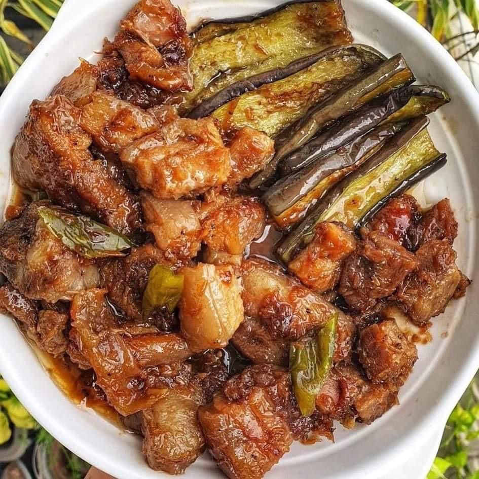 Pork Binagoongan w/ Fried Talong