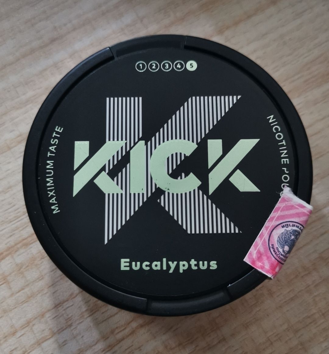 KICK EUCALYPTUS ( Nicotine Content: 36 mg/pouch 20 Pouches )