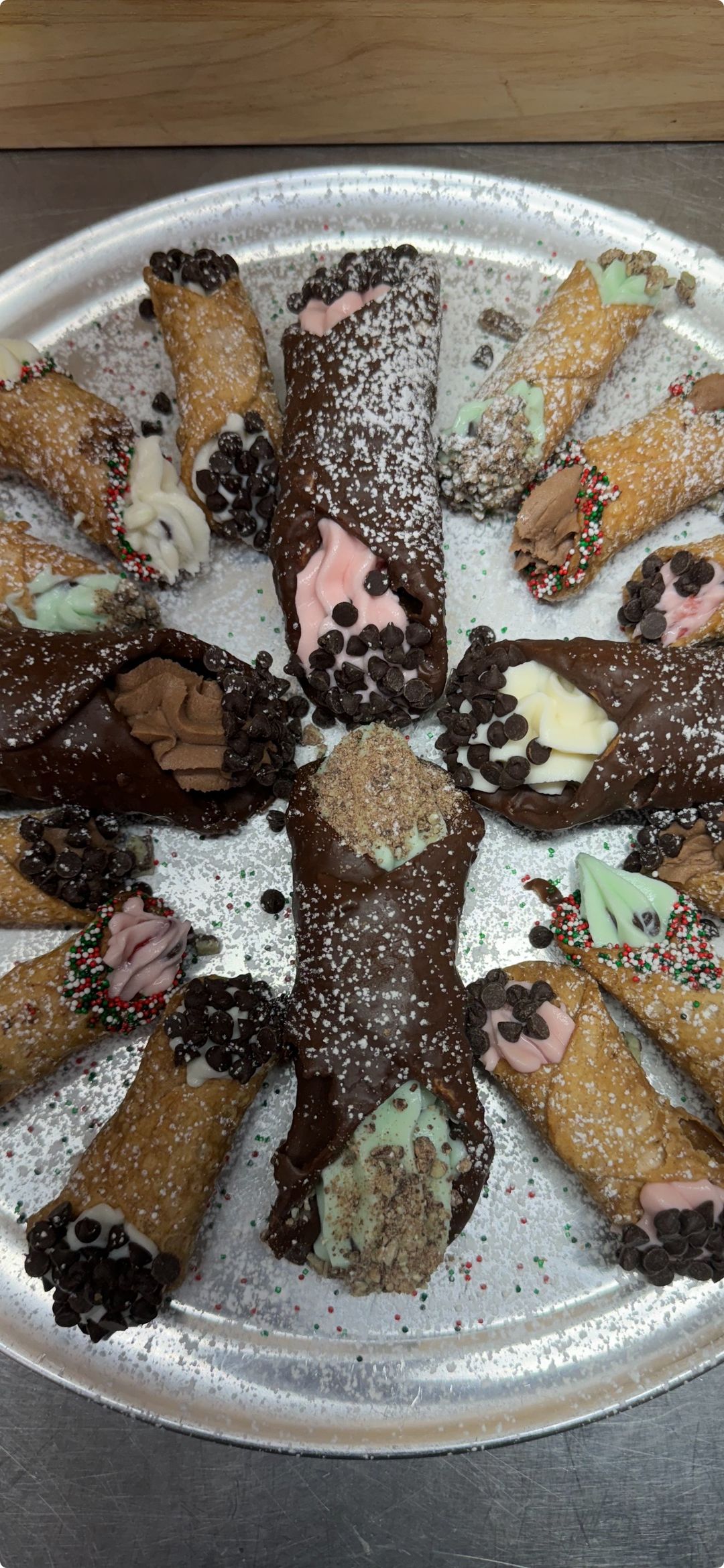MINI Cannoli’s Chocolate Shell ($6) or Regular Shell ($5) - Groups of 3