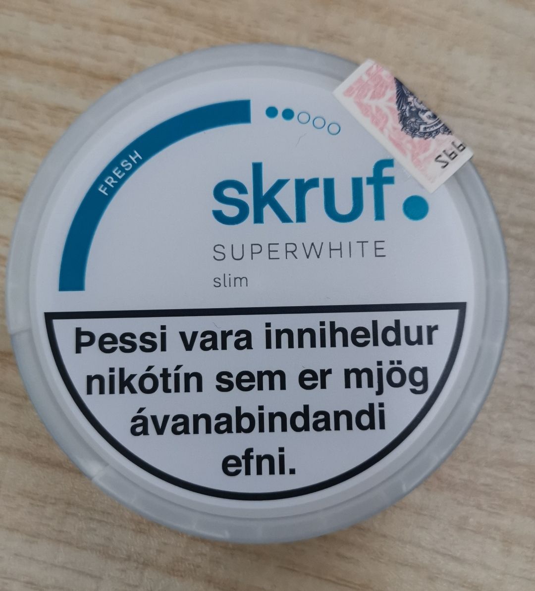 SKRUF FRESH ( Nicotine Content: 8 mg/pouch 24 Pouches )