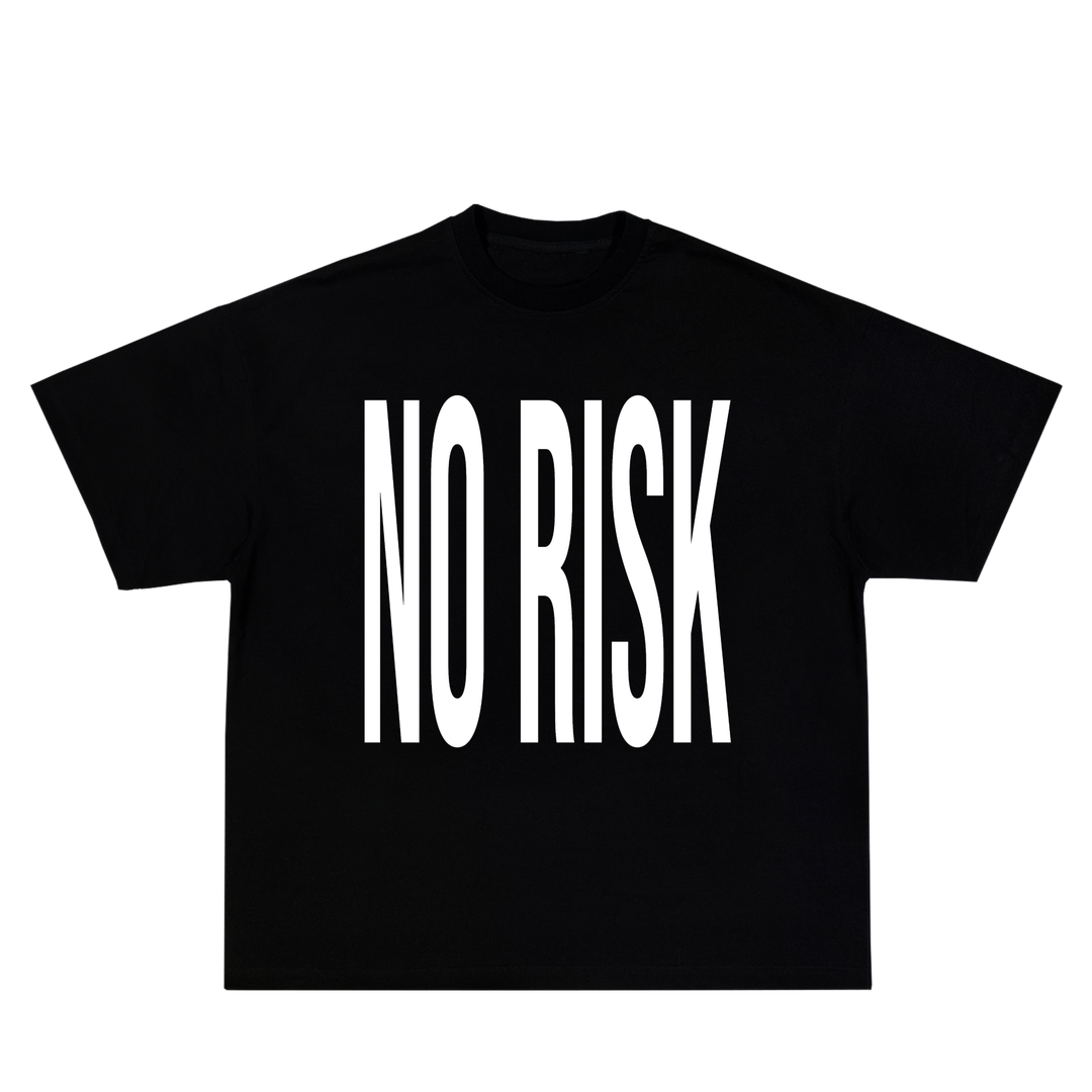 NO RISK NO STORY Oversized tee.