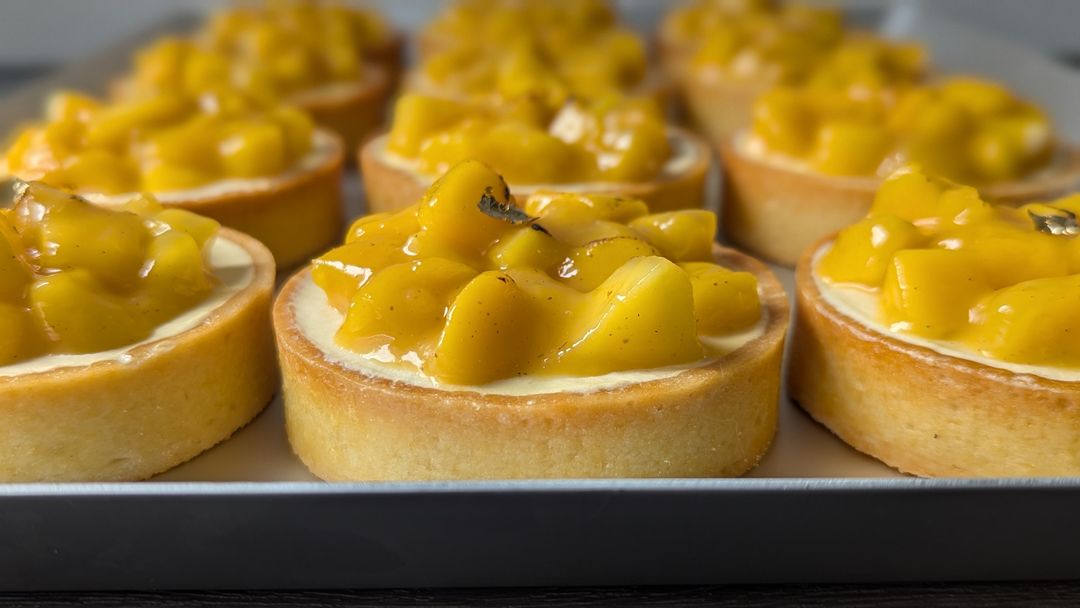 Mango Passionfruit White Chocolate Tart (S)