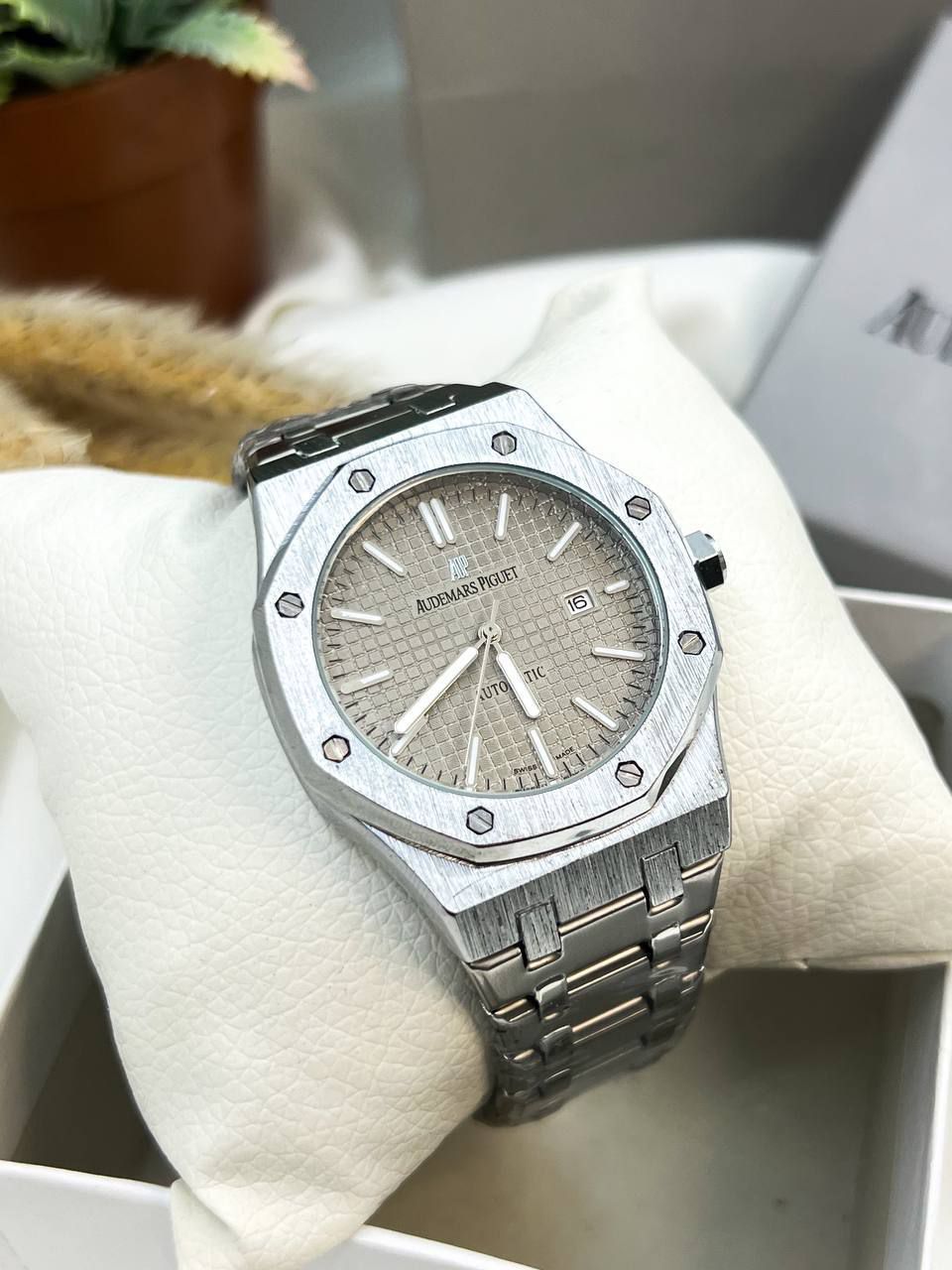 ساعة Audemars Piguet