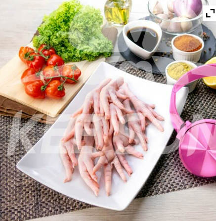 Fresh Lacto Chicken Feet – 300g(Organically Farm chicken)