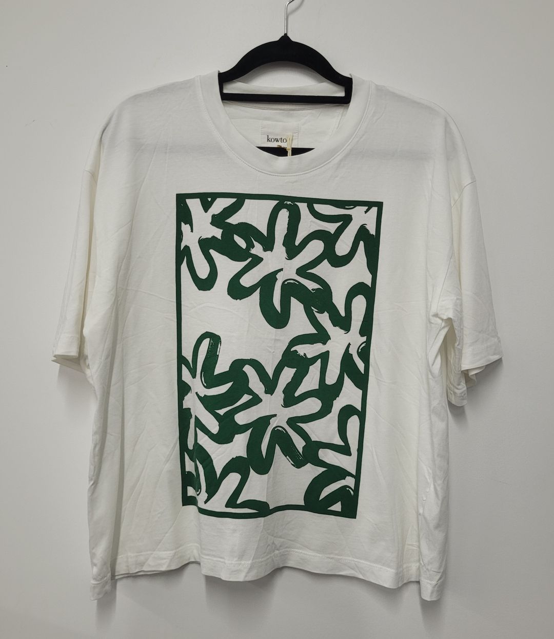 KOWTOW tee size S