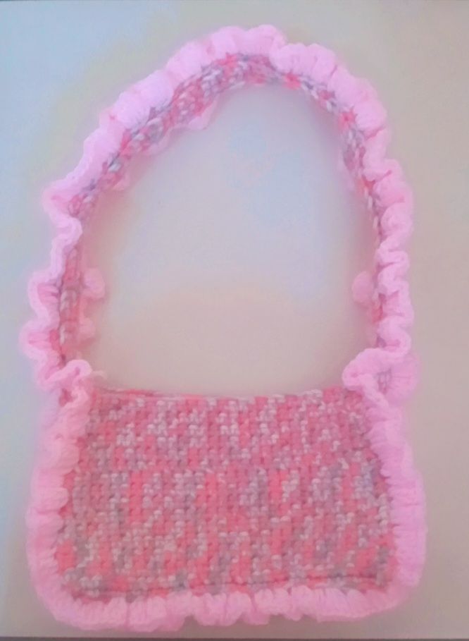 Ruffle Crochet handbag