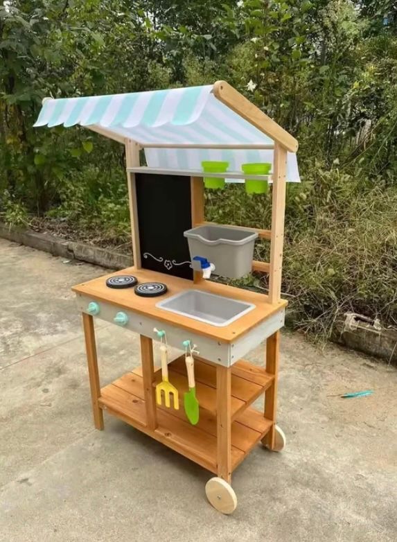 Stimulation Mud Kitchen 