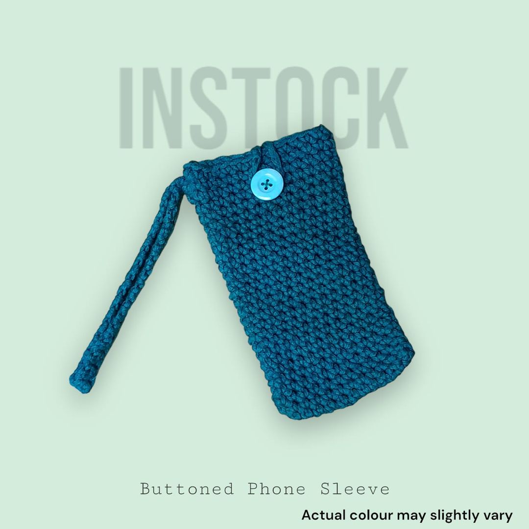 [INSTOCK] Buttoned Phone Sleeve