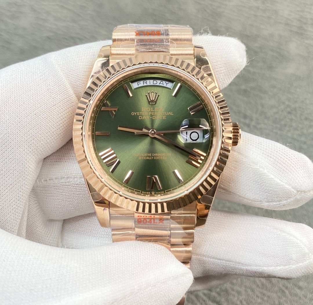 Rolex Day-Date Olive Green Dial with Fluted Bezel in Rose Gold