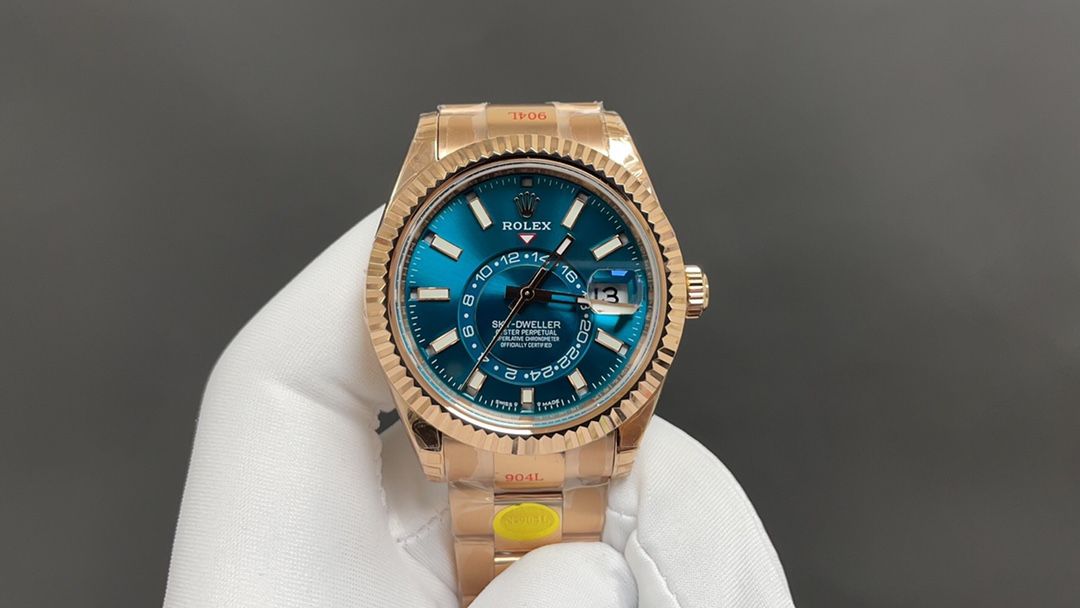 Rolex Sky-Dweller in Everose Gold with Blue Dial 