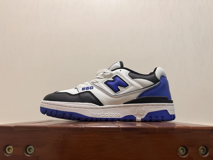 NB sneaker 