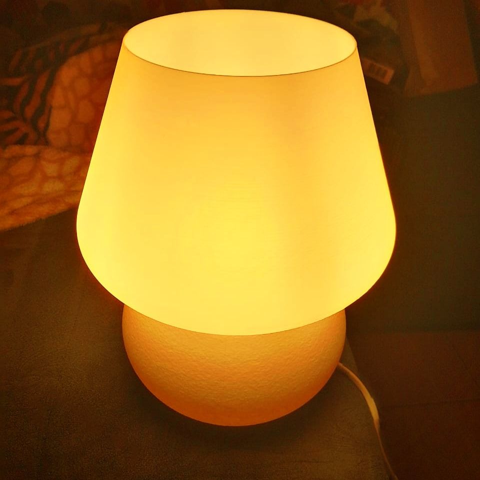 Roundbase lamp