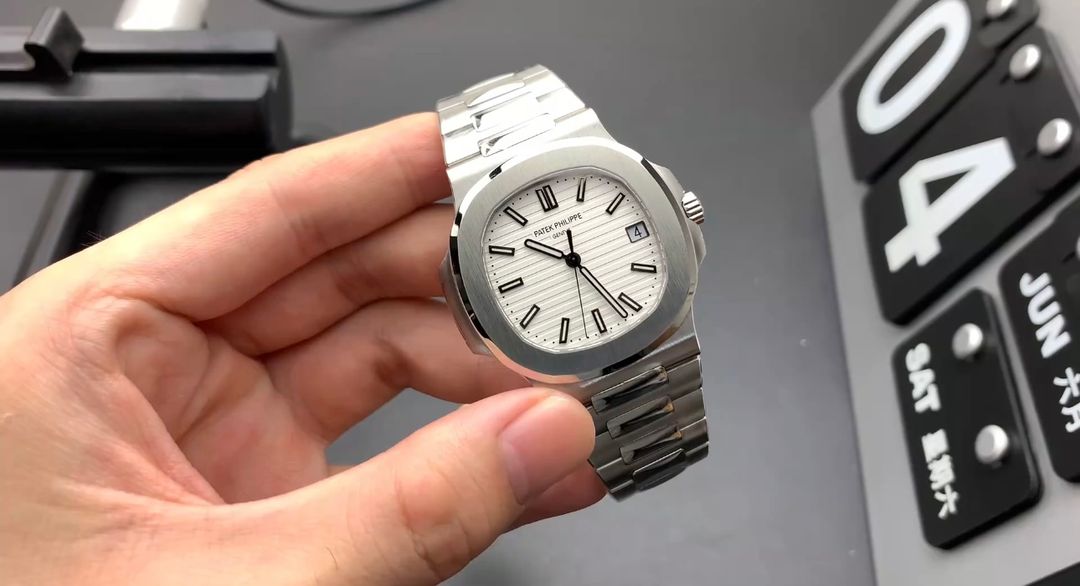 Patek Philippe Nautilus - White Dial