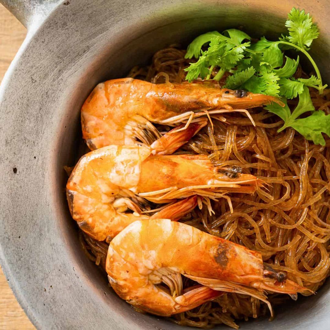 Baked Glass Noodles and Prawns (KROONG OB WON SEN)