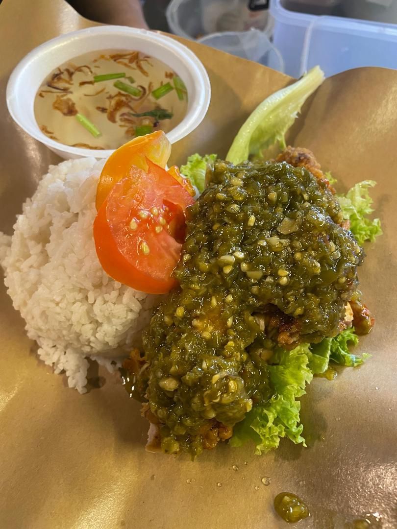 Nasi Ayam Pistachio 