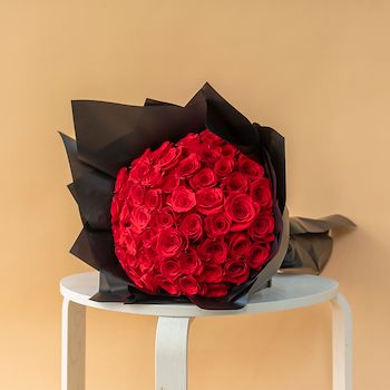 Red roses bouquet 104 /  باقة ورد أحمر 104