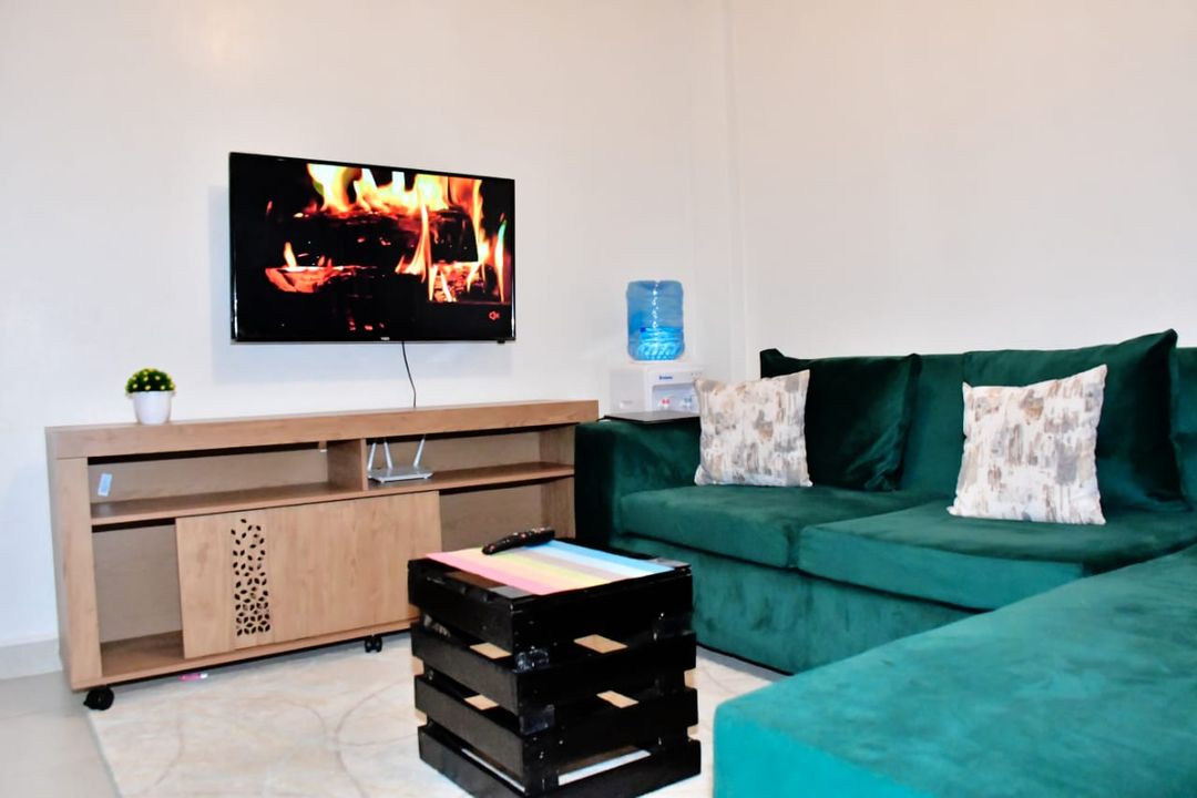 1 Bedroom AirBnB in Treeline Apartment, Eldoret