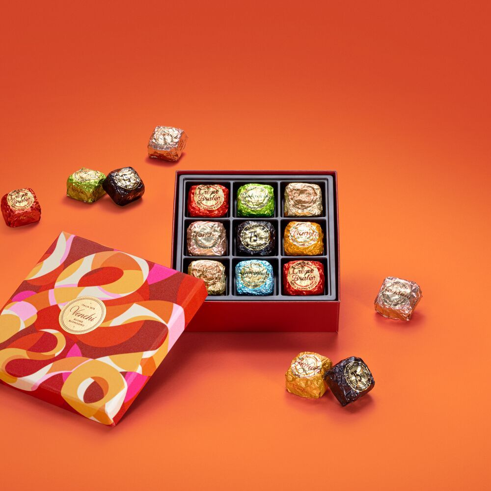 CNY 2025 Square Gift Box with Chocoviar