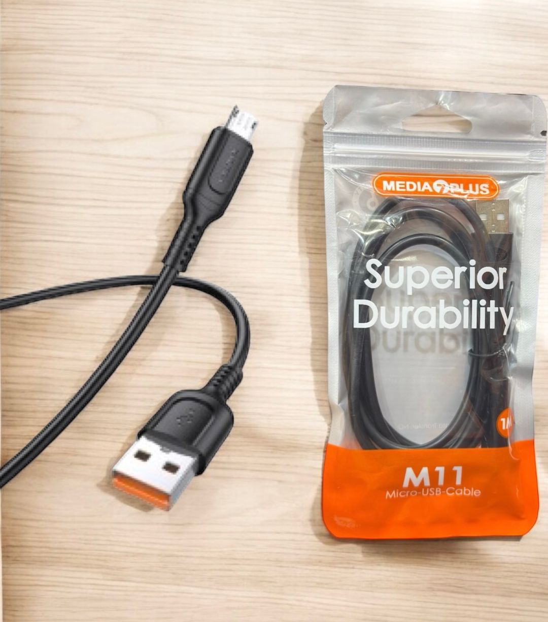 M11 (cable chargeur)