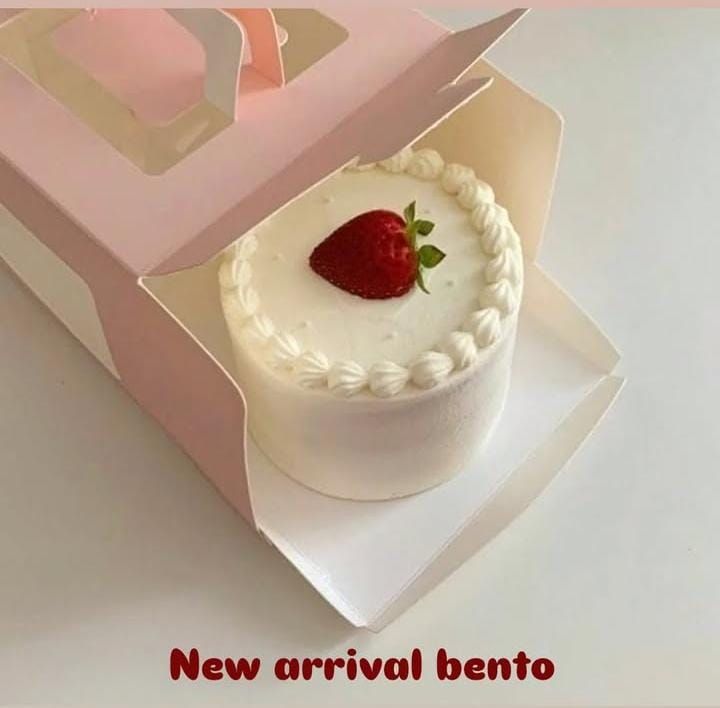 Bento White Cake