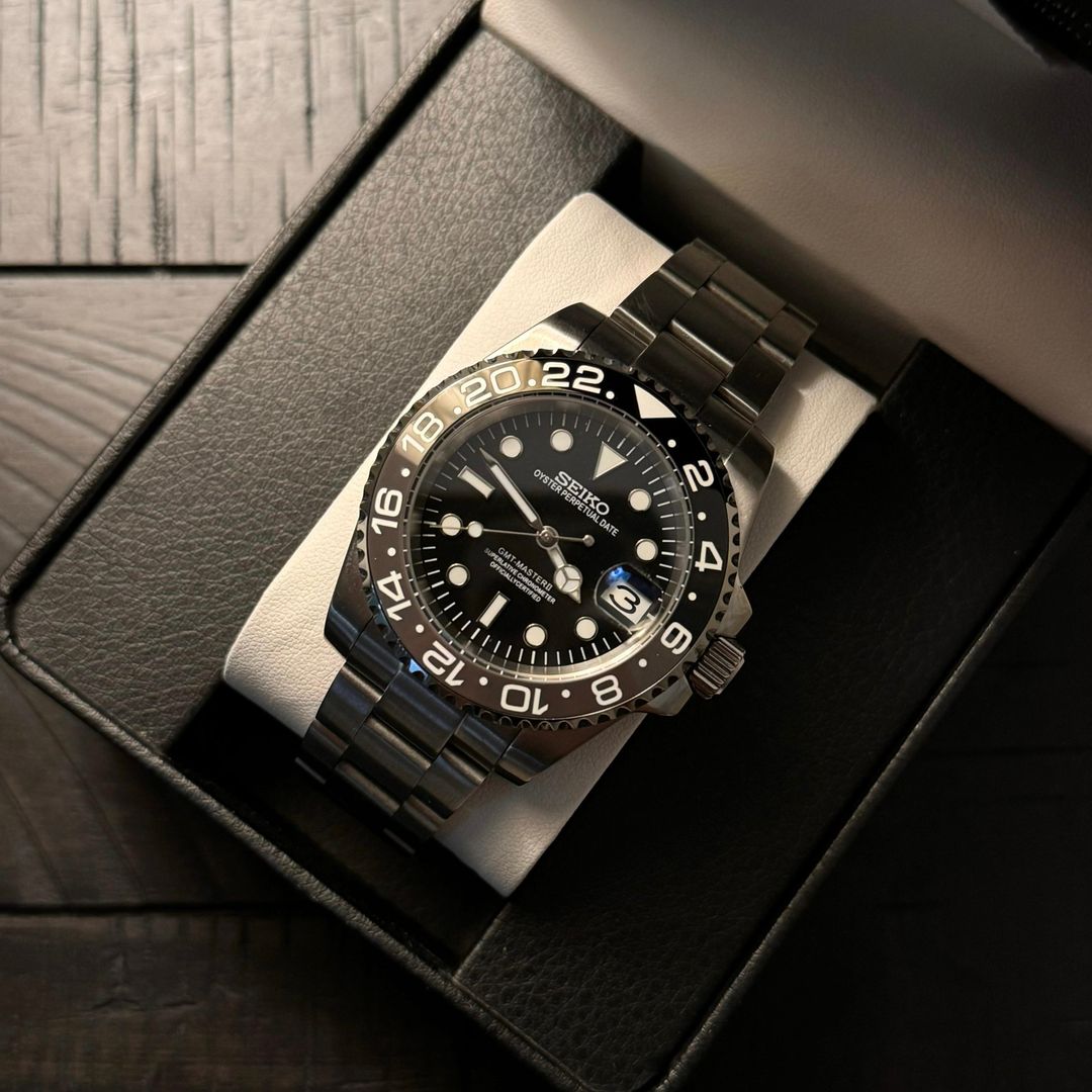 Seiko 'Bruce Wayne' Mod
