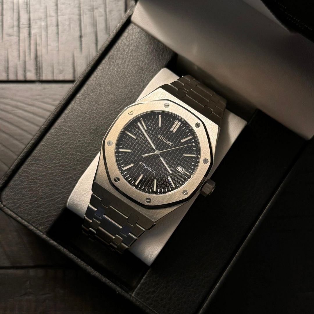 Seiko 'Royal Oak' Mod Black Dial