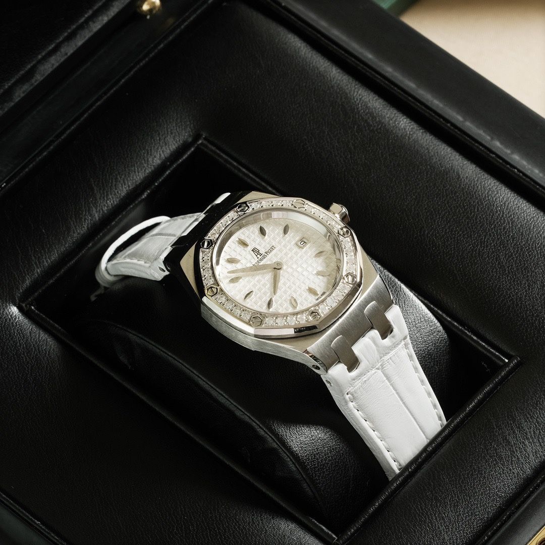 Audemars Piguet Royal Oak White