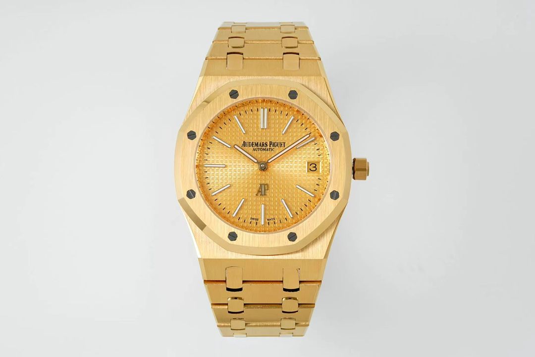 Audemars Piguet Royal Oak Jumbo Yellow Gold