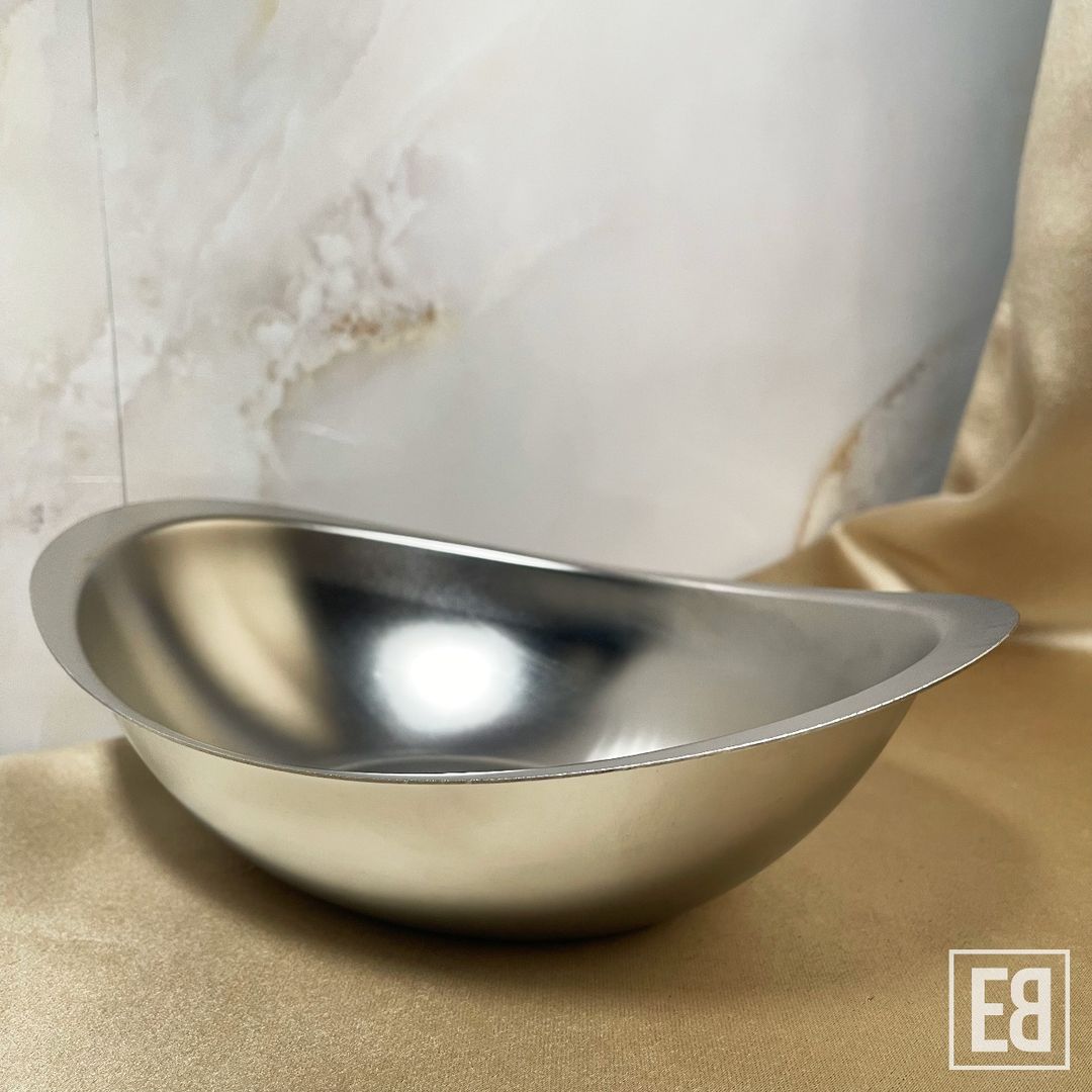 SILVER OVAL STAINLESS-STEEL BOWL 23CM