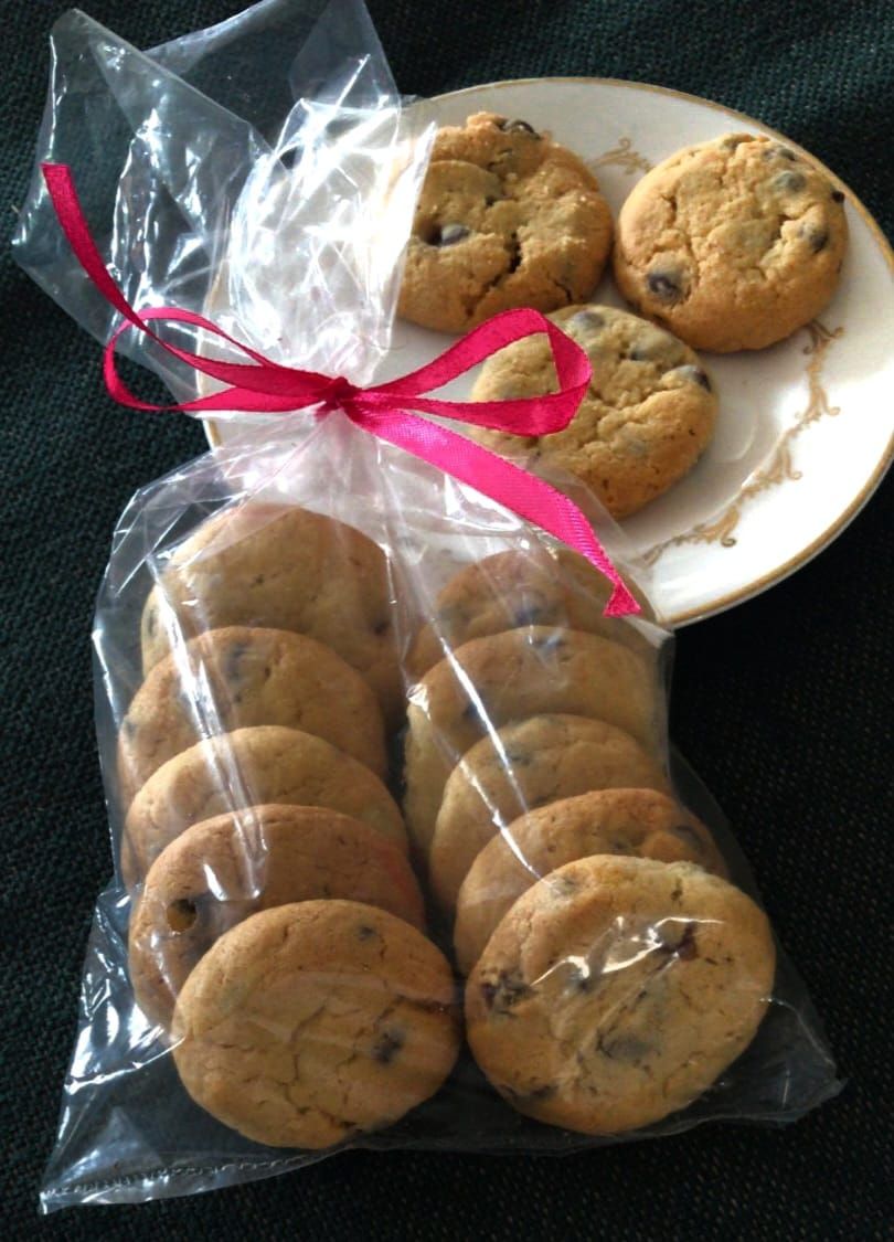 100g Choc chip biscuits 