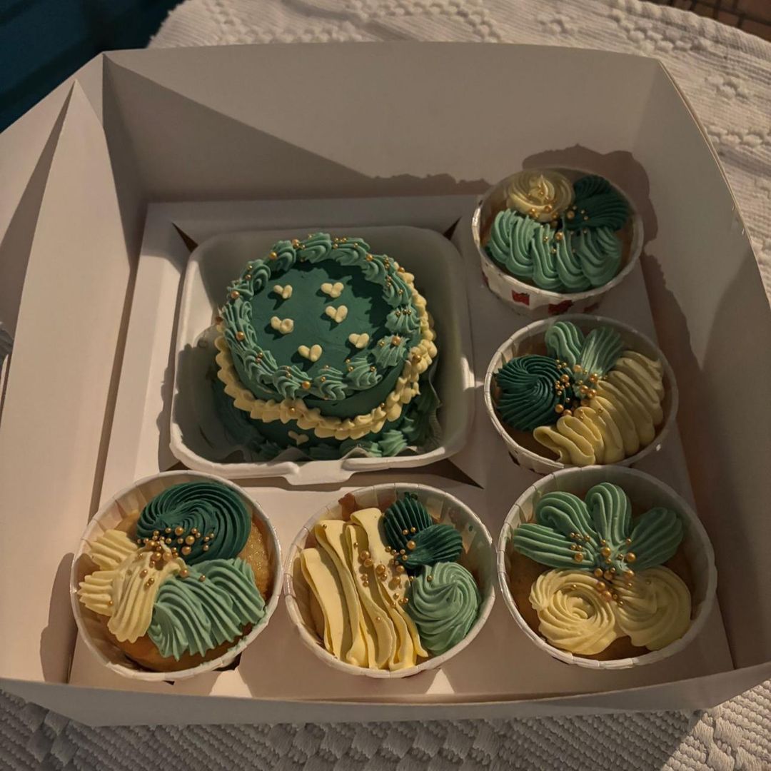 Bento Cupcake Set