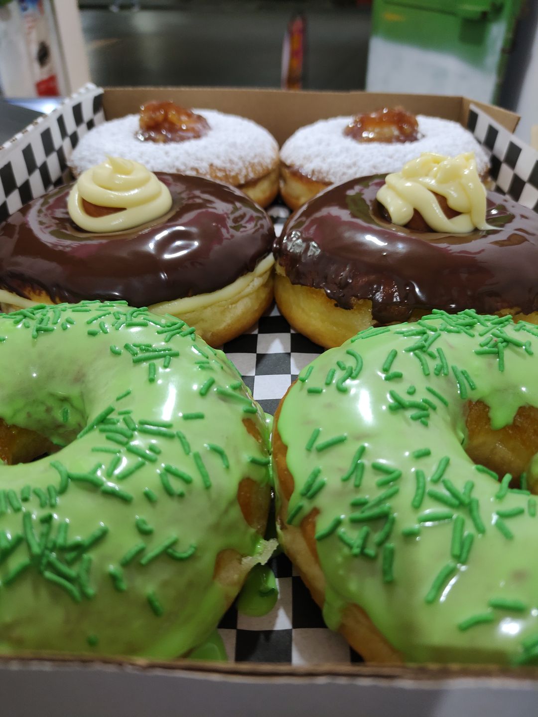 Caja de 6 donas Variadas 