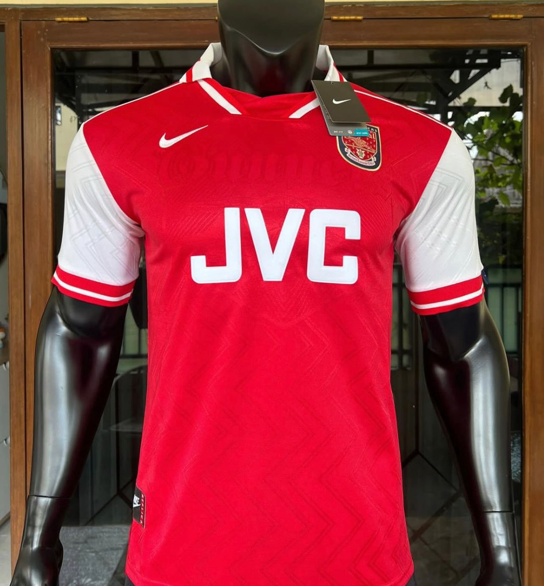 Arsenal Retro kit 