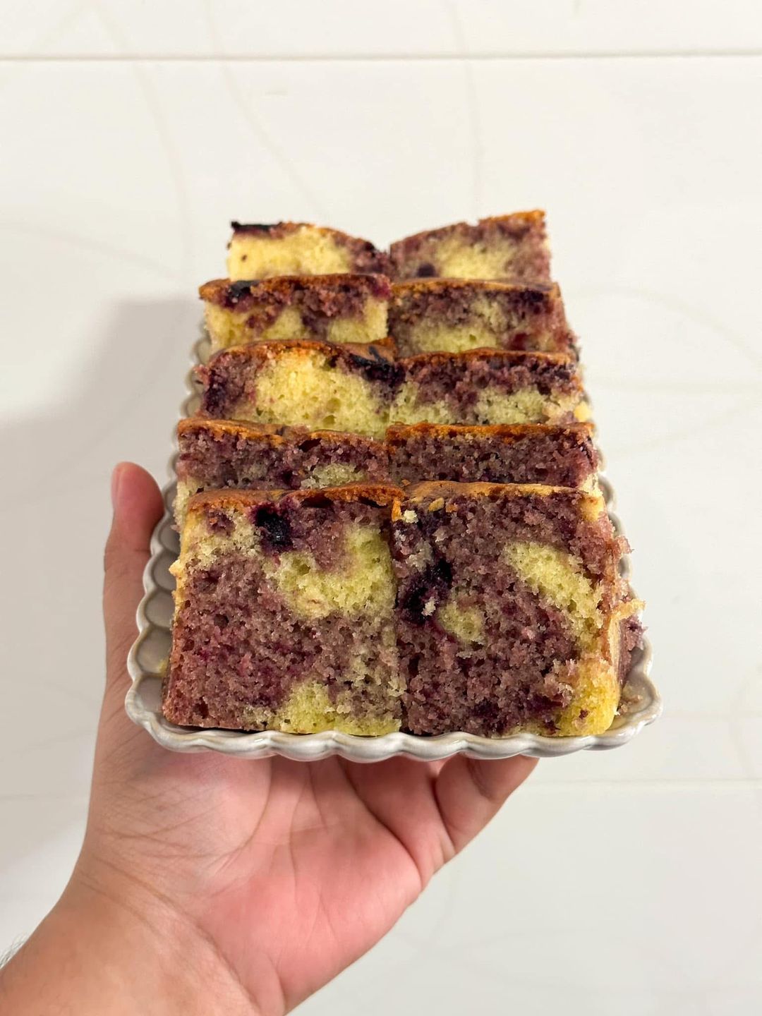 Mixed Berries Marble Cake