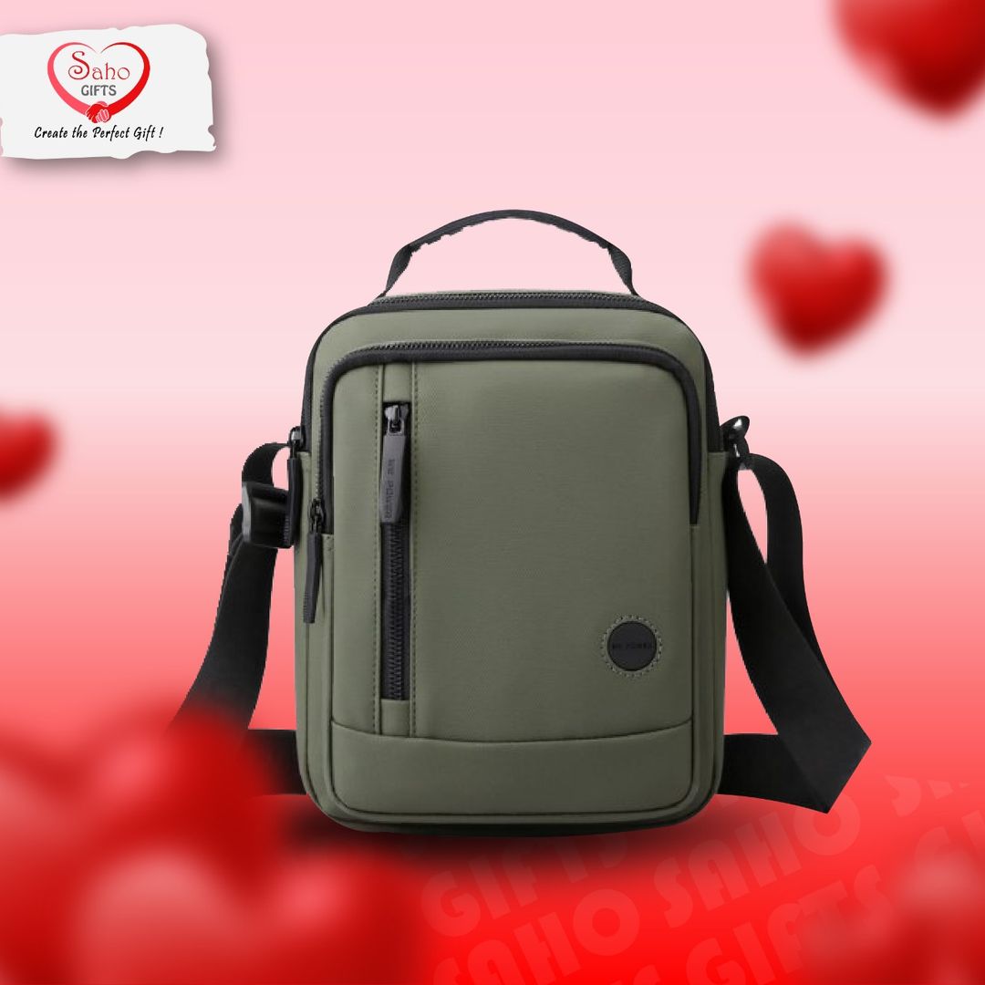 MENS BACKPACK 01