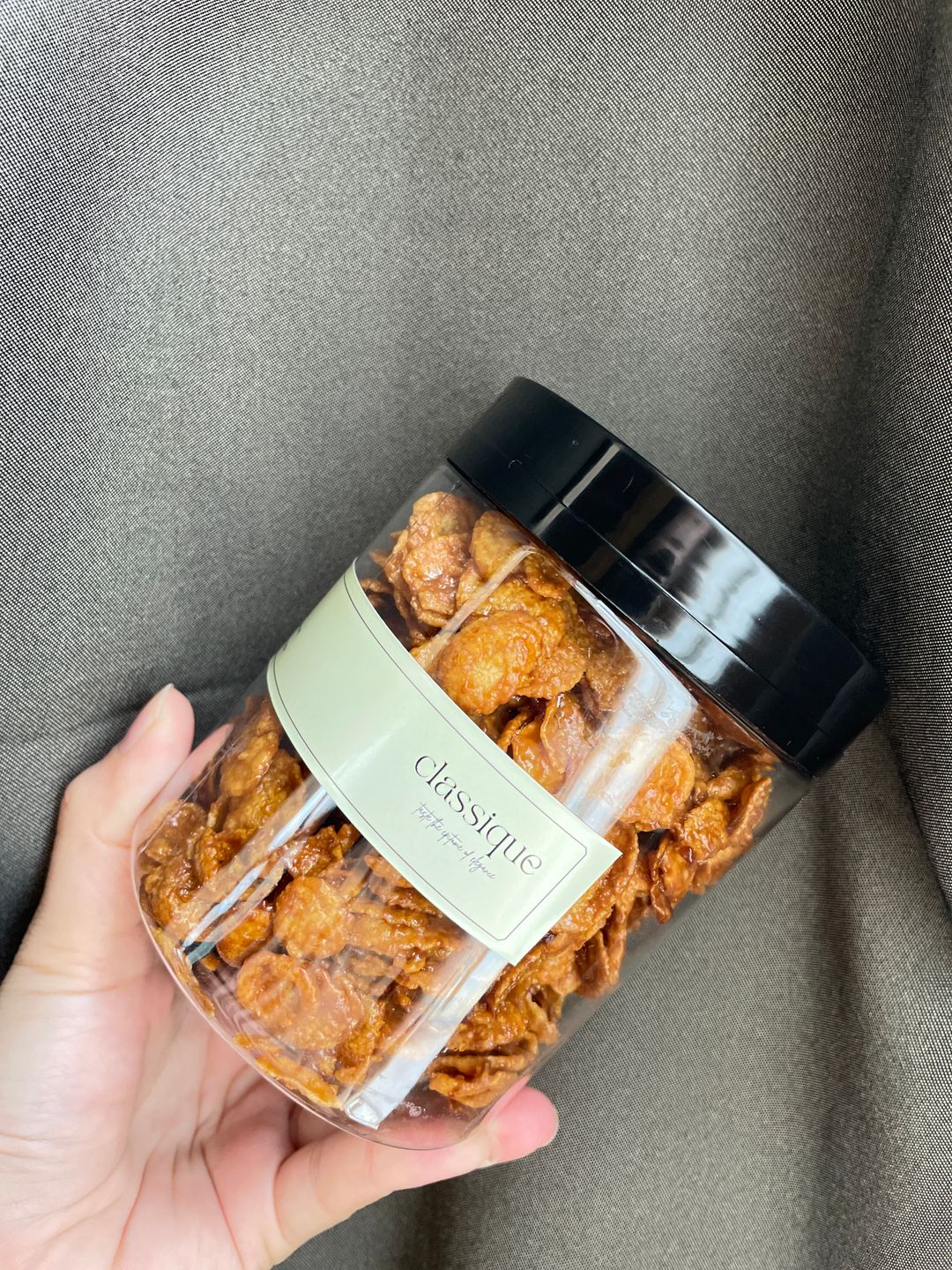 CARAMEL CORNFLAKES AFFAIR