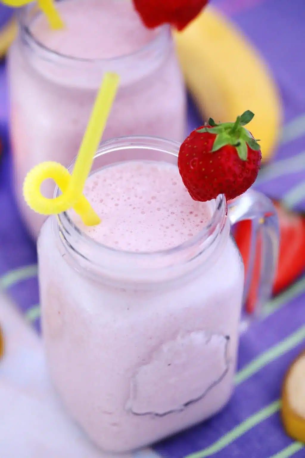 Strawberry banana smoothie 