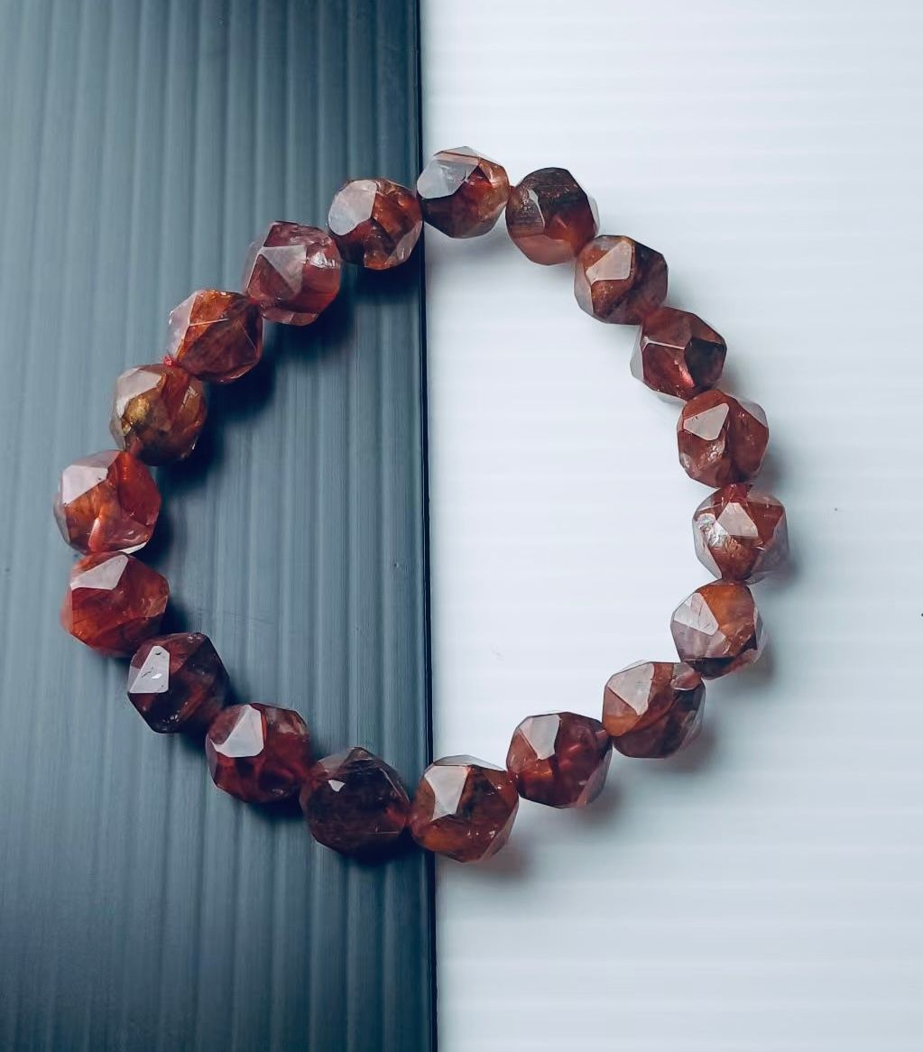 FIRE QUARTZ BRACELET 