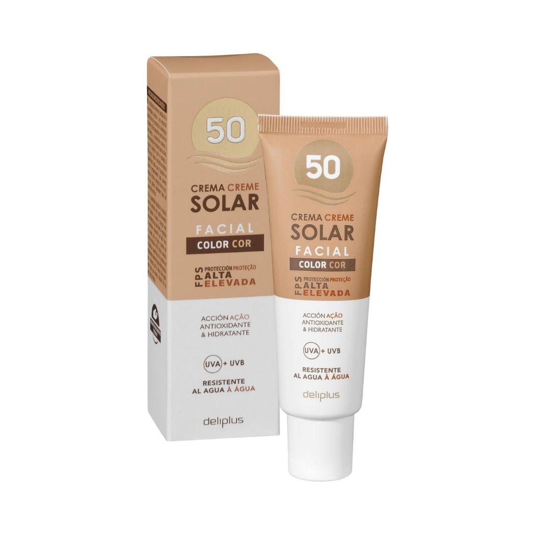 Crema facial con color protector solar SPF 50 