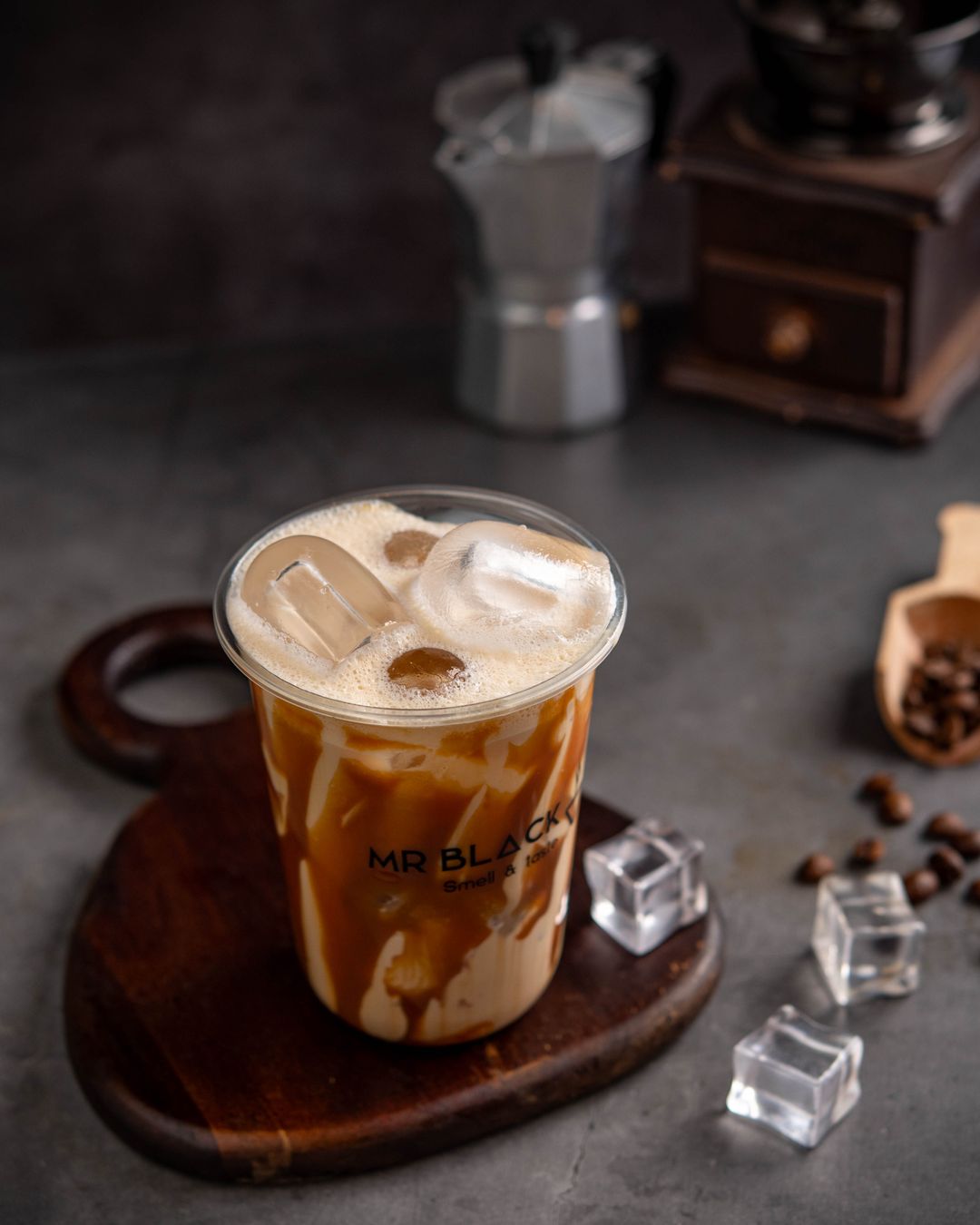 Ice Shaking coffee