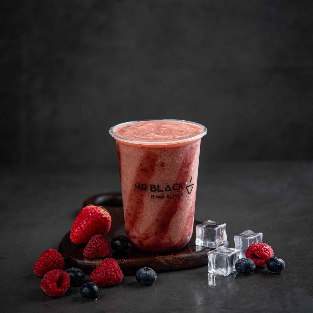 Red berry smoothie