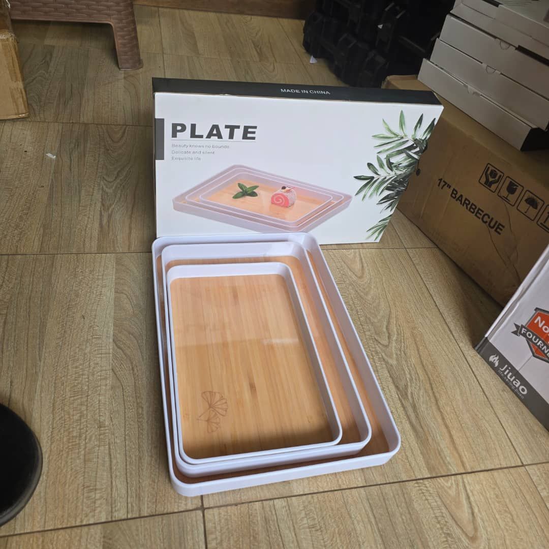 3 PCs serving trays