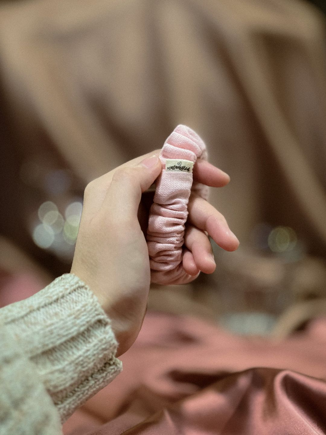 🍓 Strawberry Pink Macaron Lilli Scrunchie