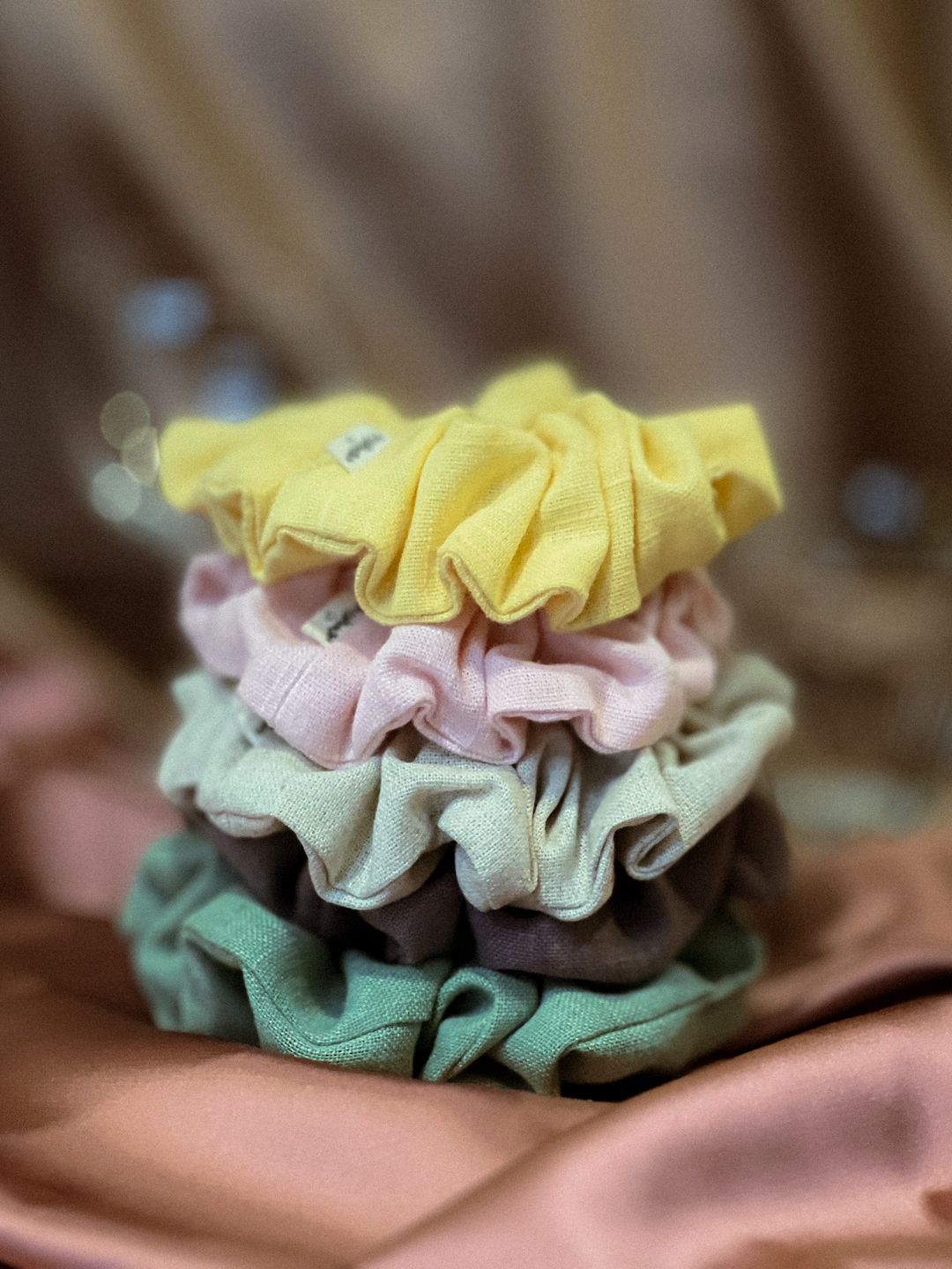 🧁 5-Piece Macaron Box of Classic Scrunchies