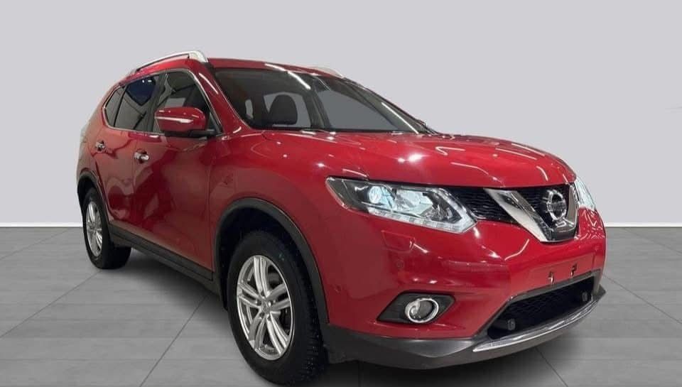 Nissan X-Trail Tekna  /2015