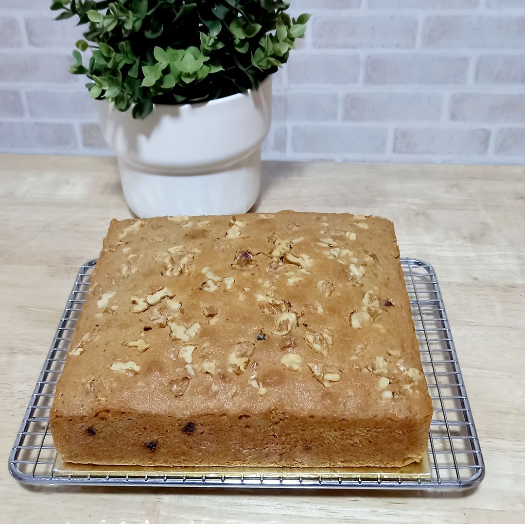 Walnut Cake 