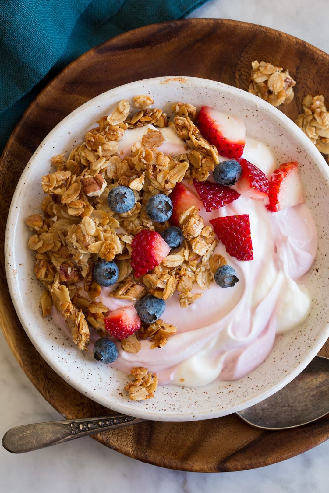 Granola Yoghurt Fruitbowl (Large)