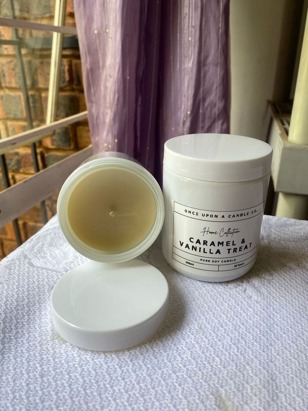 Caramel and Vanilla Treat Candle 