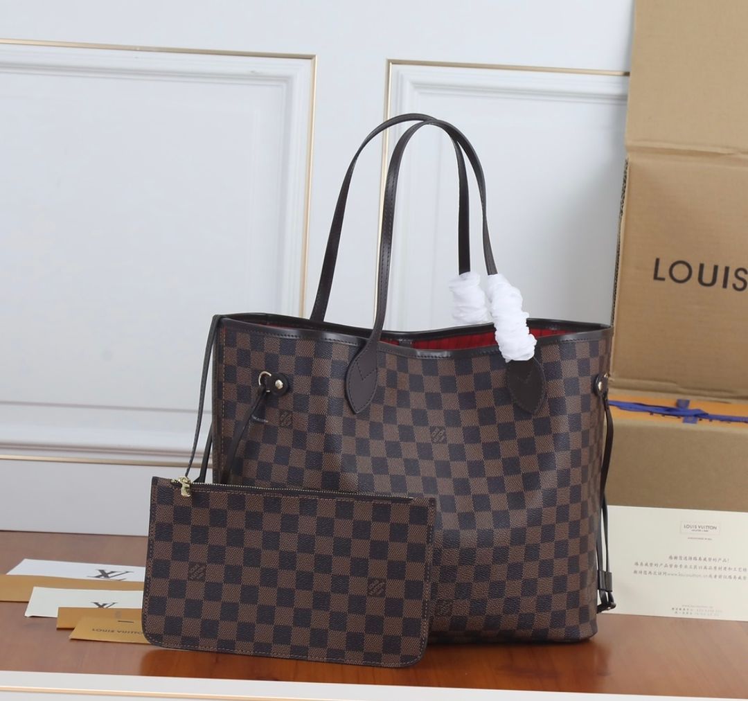 LV NEVERFULL handbag M40995